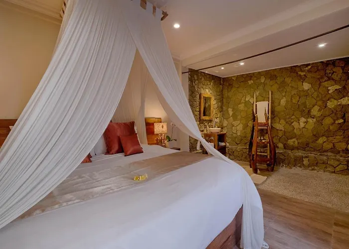 Mas By Sanga Sanga Hospitality Villa *