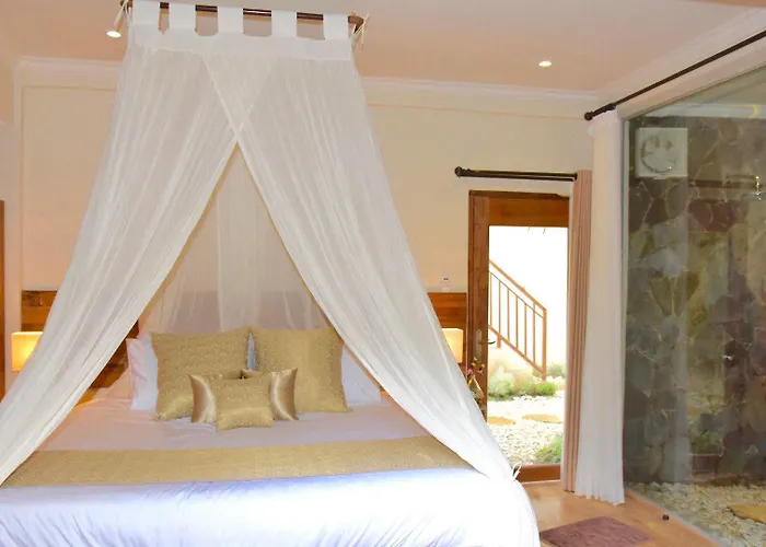 Mas By Sanga Sanga Hospitality Villa